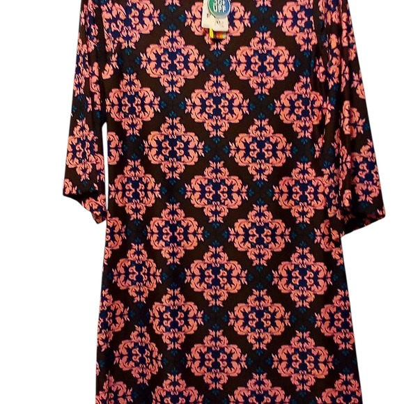 All For Color - 50+ UPF Protectíon, Magnolia Rd, Boatneck, Shift Dress, 3/4 Bell - Picture 5 of 15